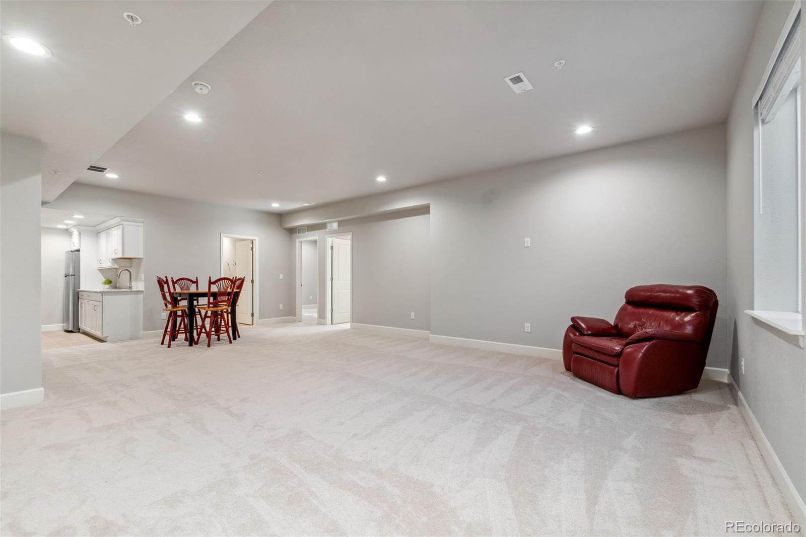 5117 W 108th Circle