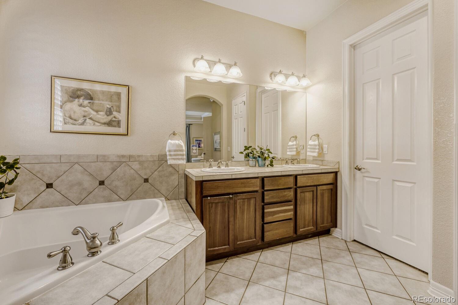 14043 Pinehurst Circle
