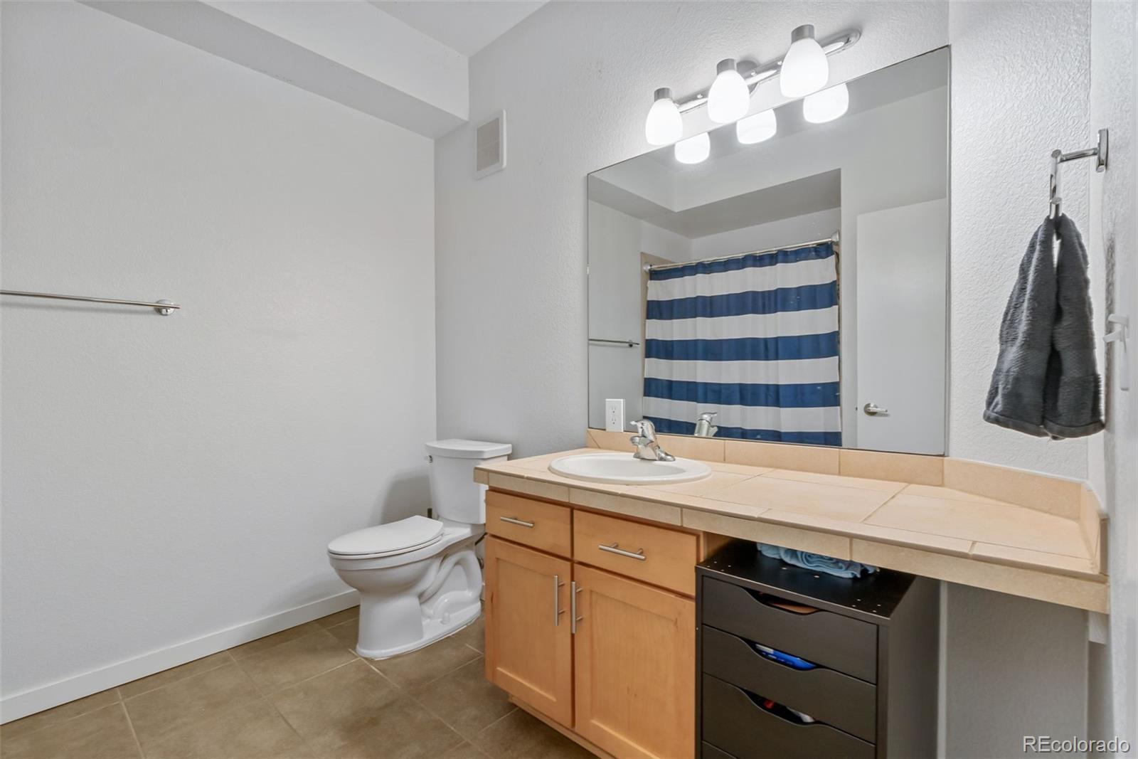 2830 E College Avenue Unit: 105