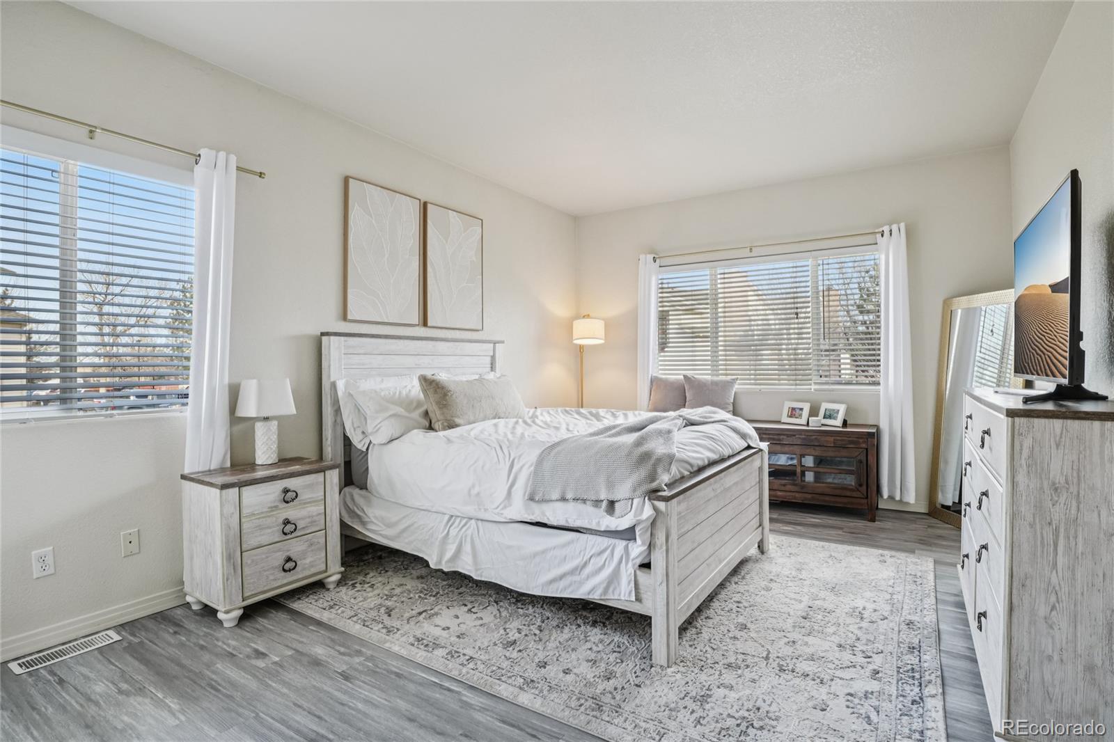 4145 E 119th Place Unit: B