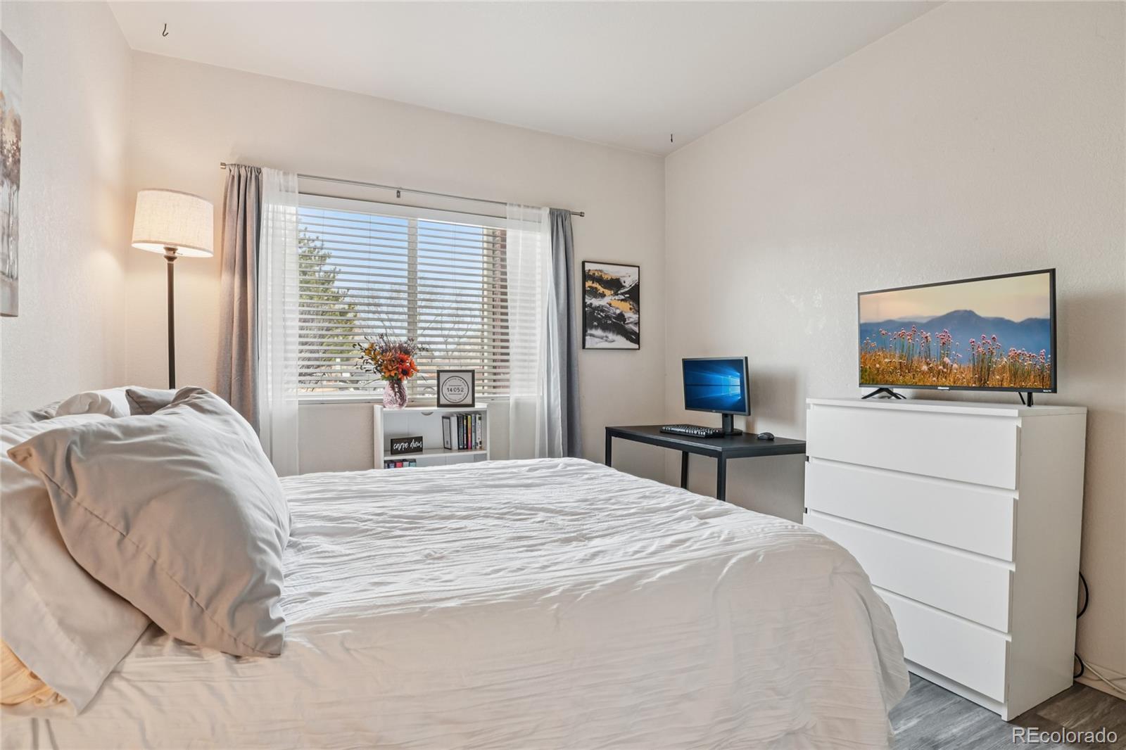 4145 E 119th Place Unit: B