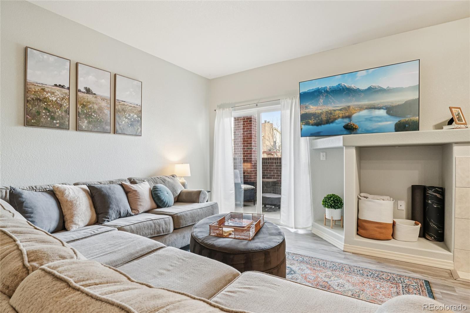 4145 E 119th Place Unit: B
