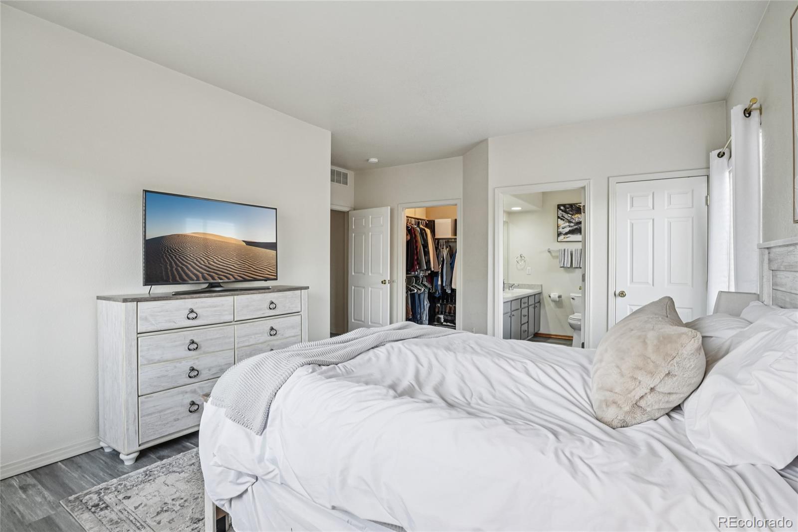 4145 E 119th Place Unit: B