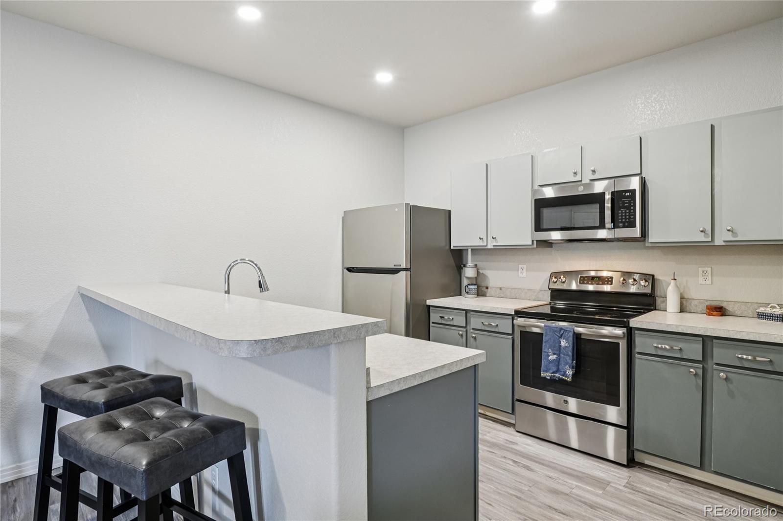 4145 E 119th Place Unit: B