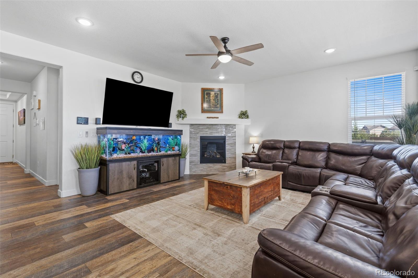 2740 E 160th Place