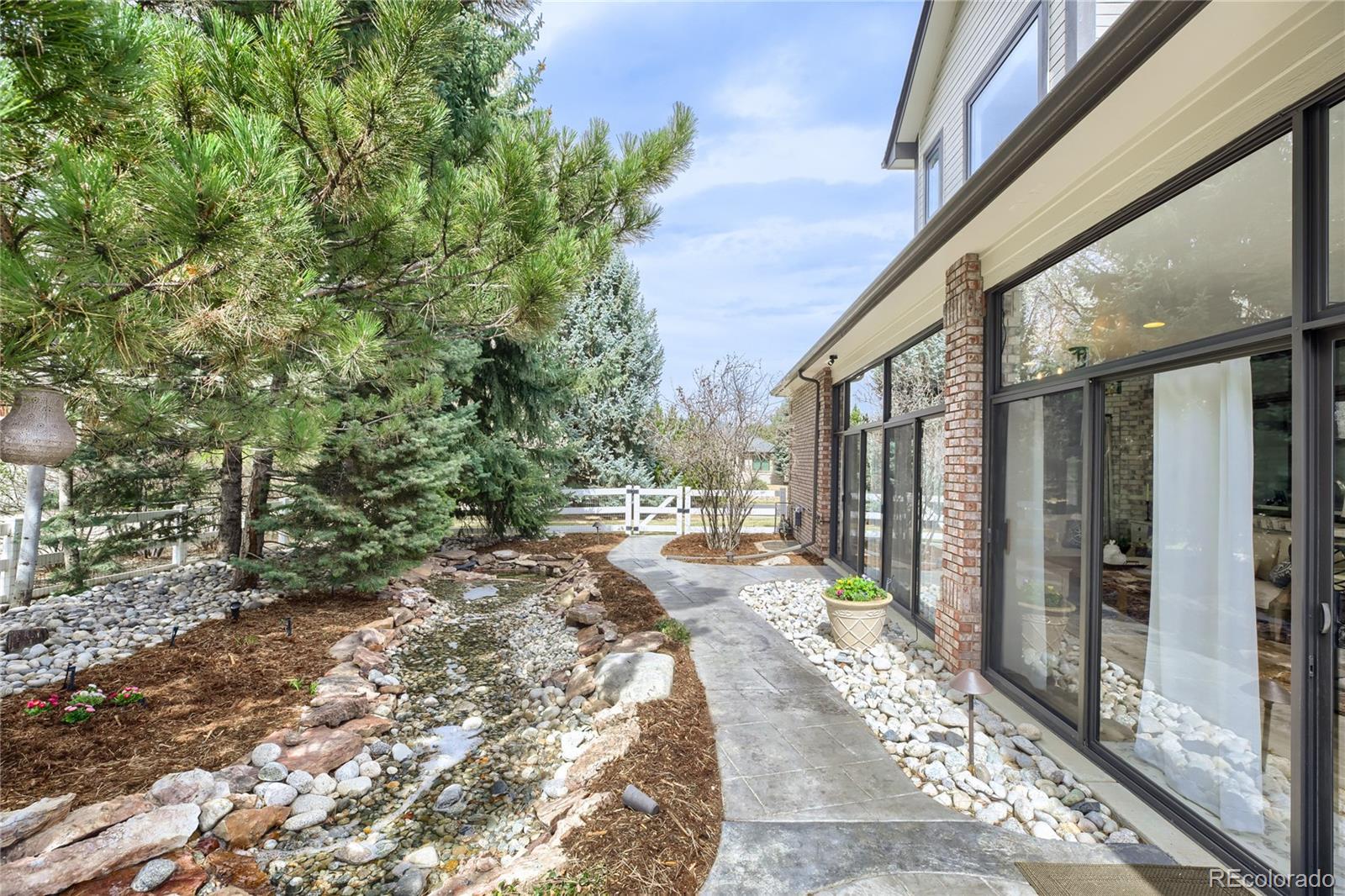 13837 Lexington Place
