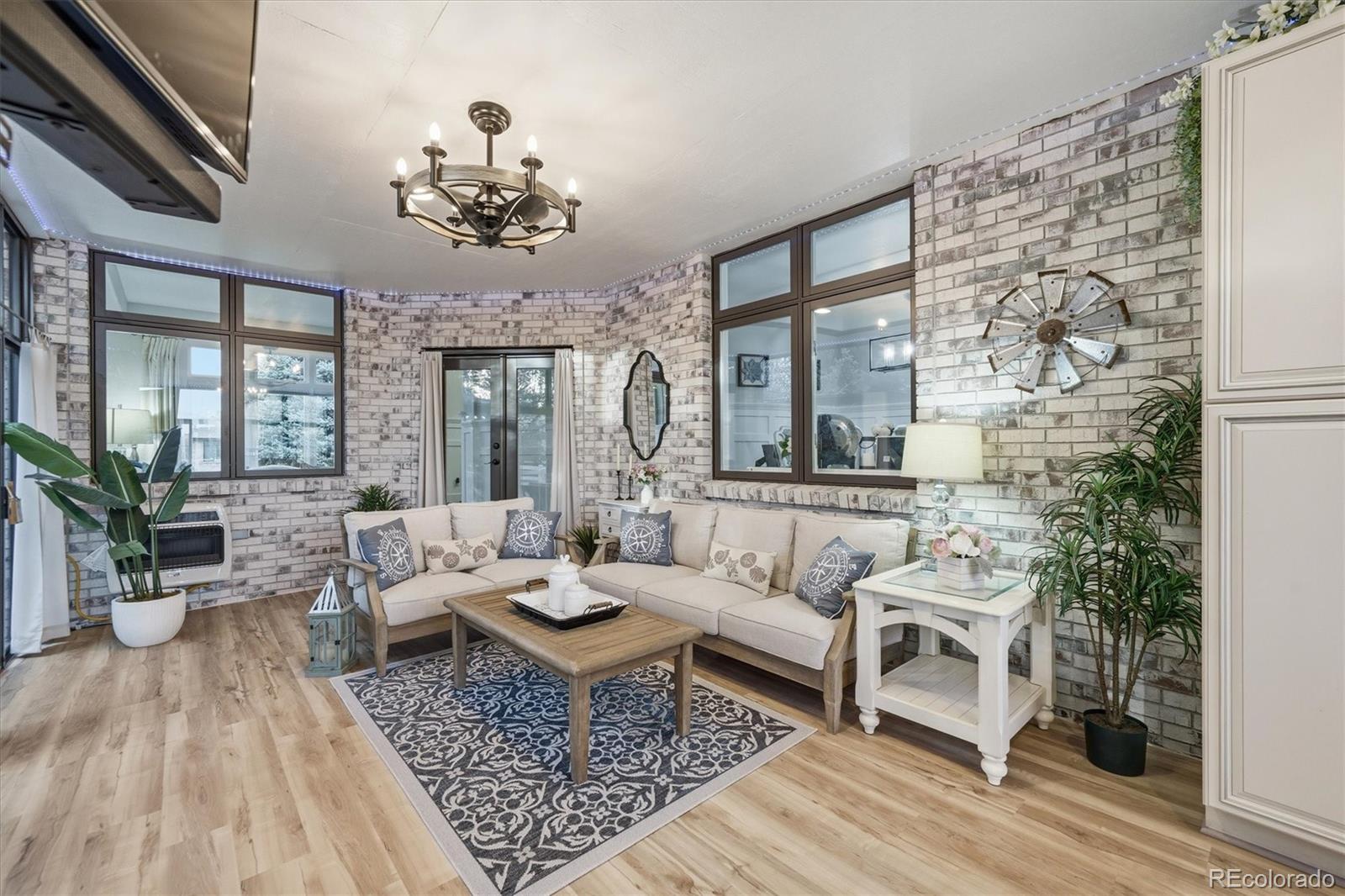 13837 Lexington Place