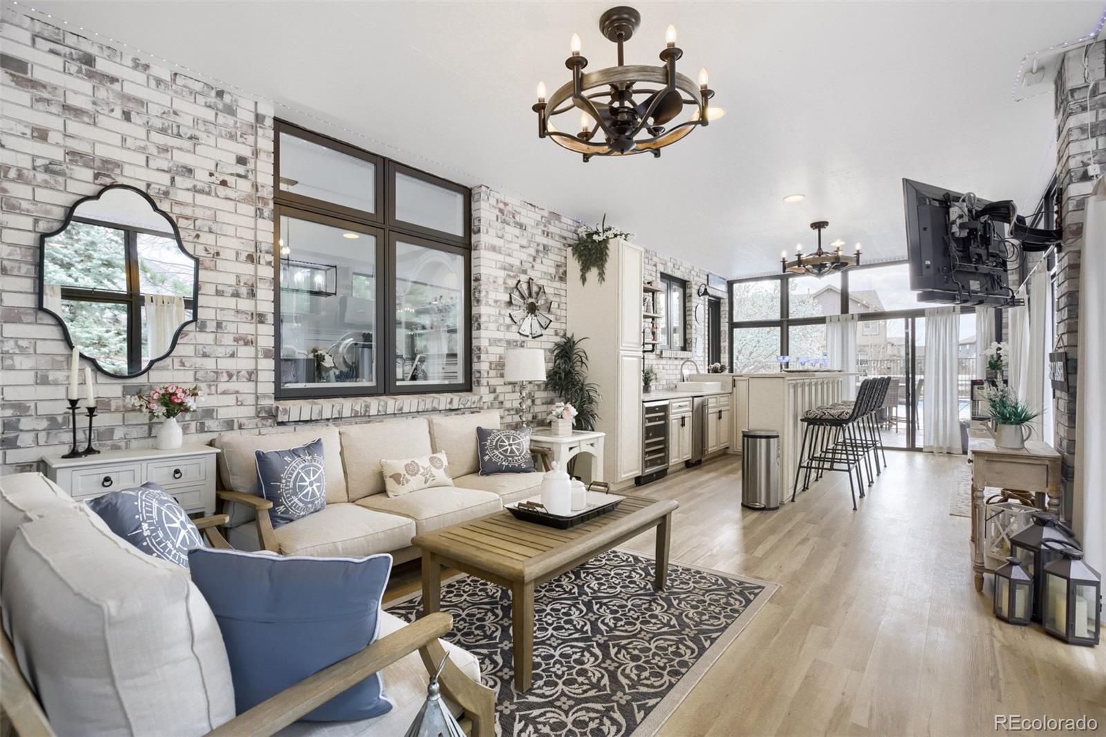13837 Lexington Place