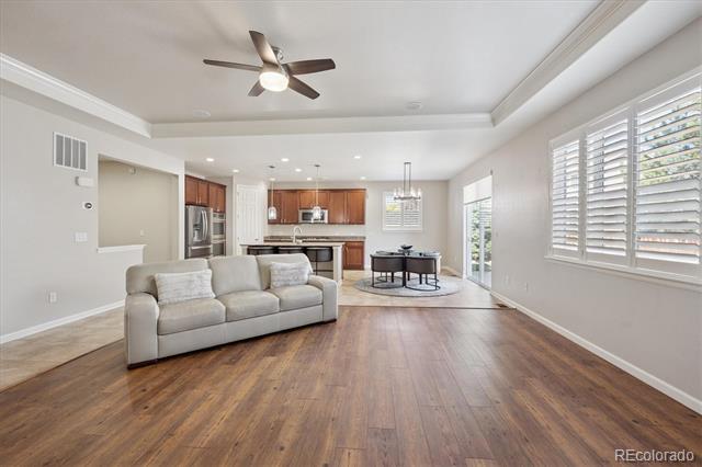 4545 Oxbow Drive