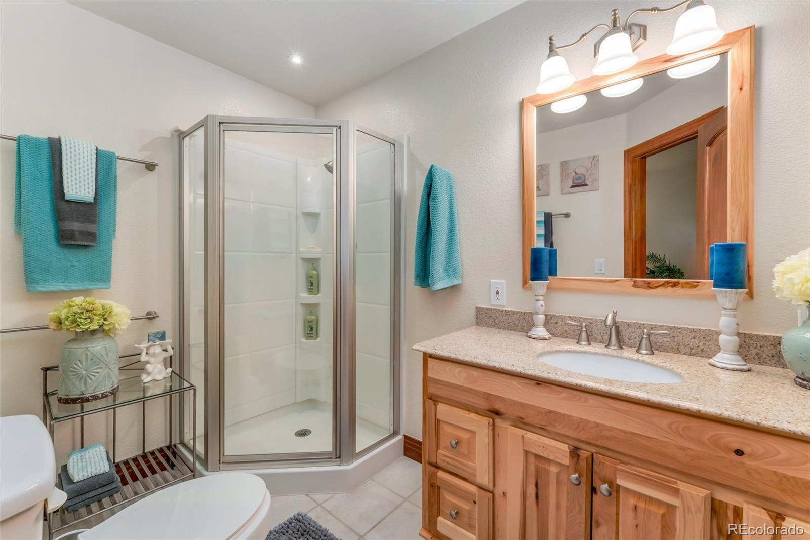 6215 E 165th Place