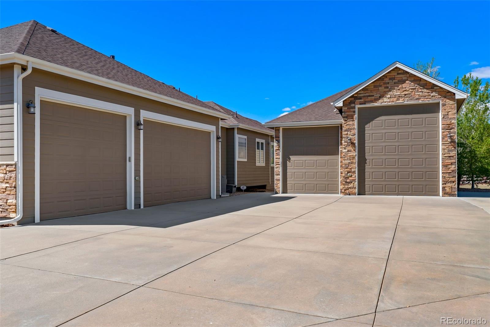6215 E 165th Place