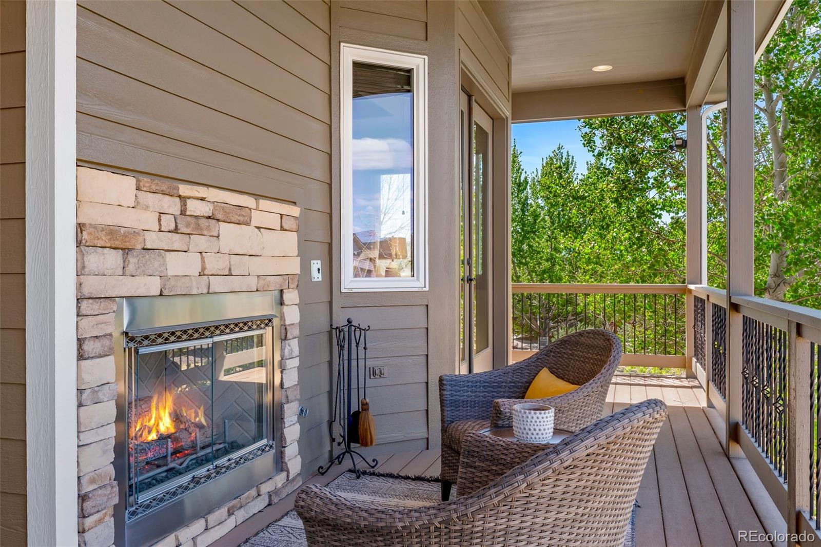 6215 E 165th Place