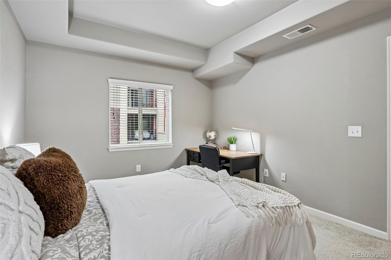 1044 Rockhurst Drive Unit: 201