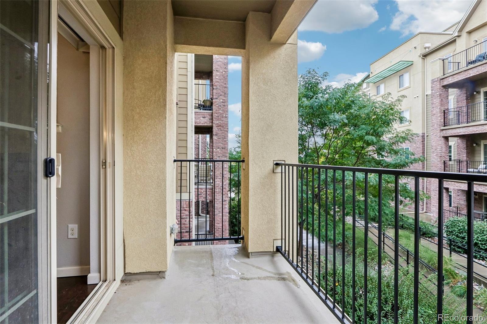 1044 Rockhurst Drive Unit: 201