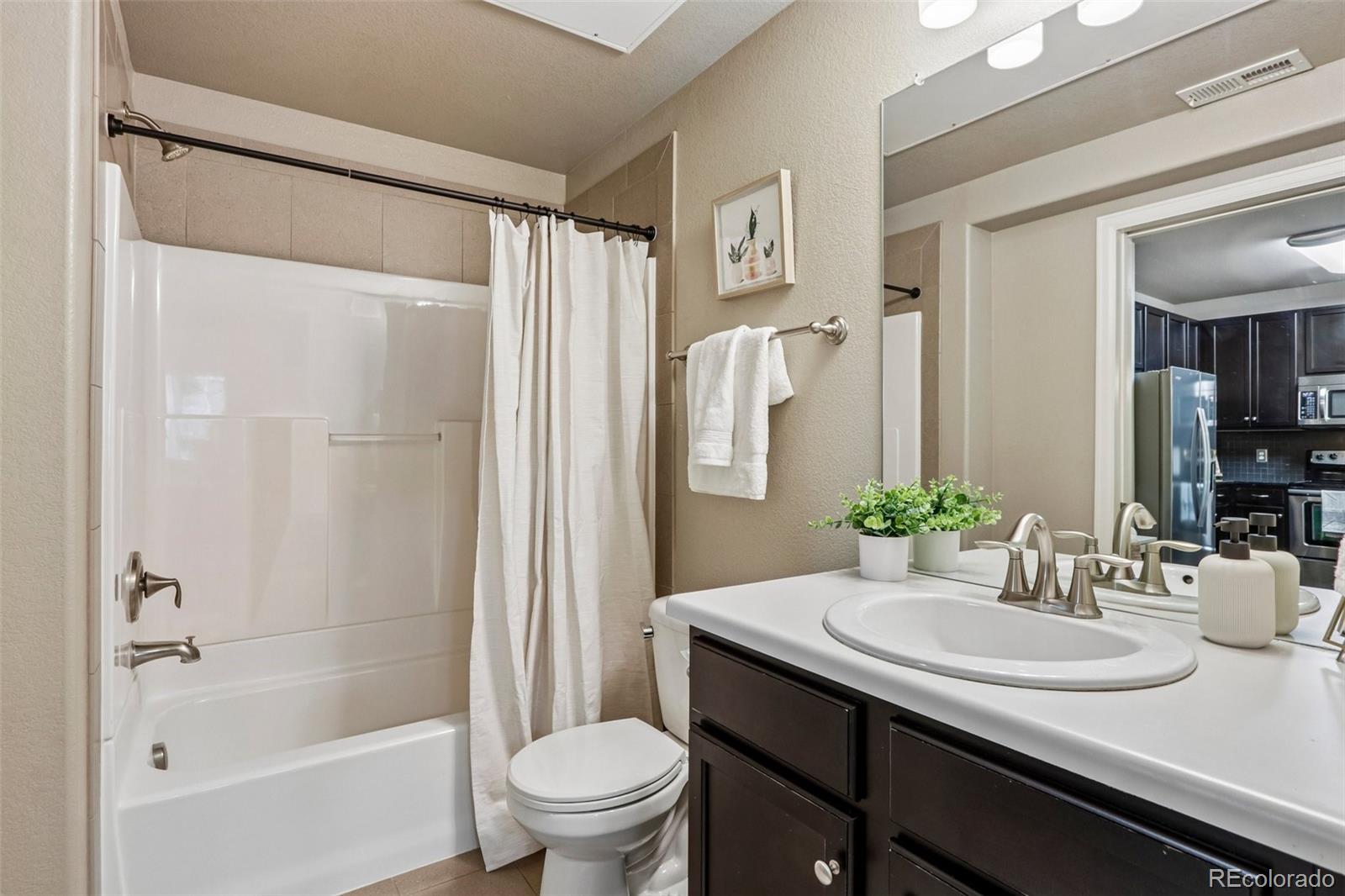 1044 Rockhurst Drive Unit: 201