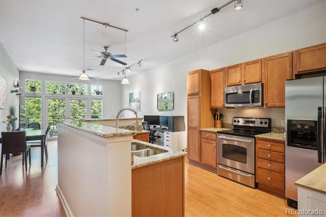 7240 W Custer Avenue Unit: 215
