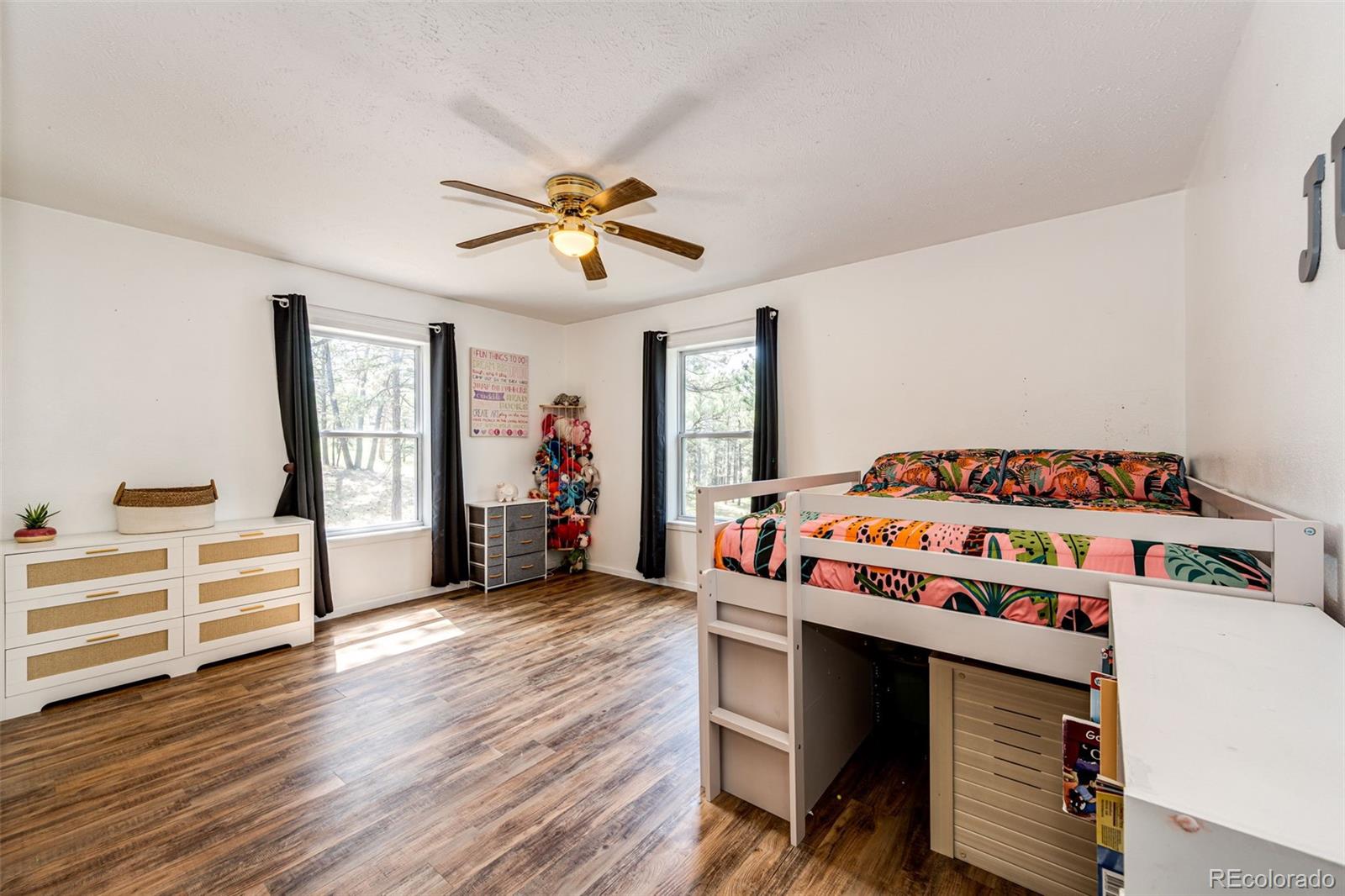 40400 Moon Stone Court