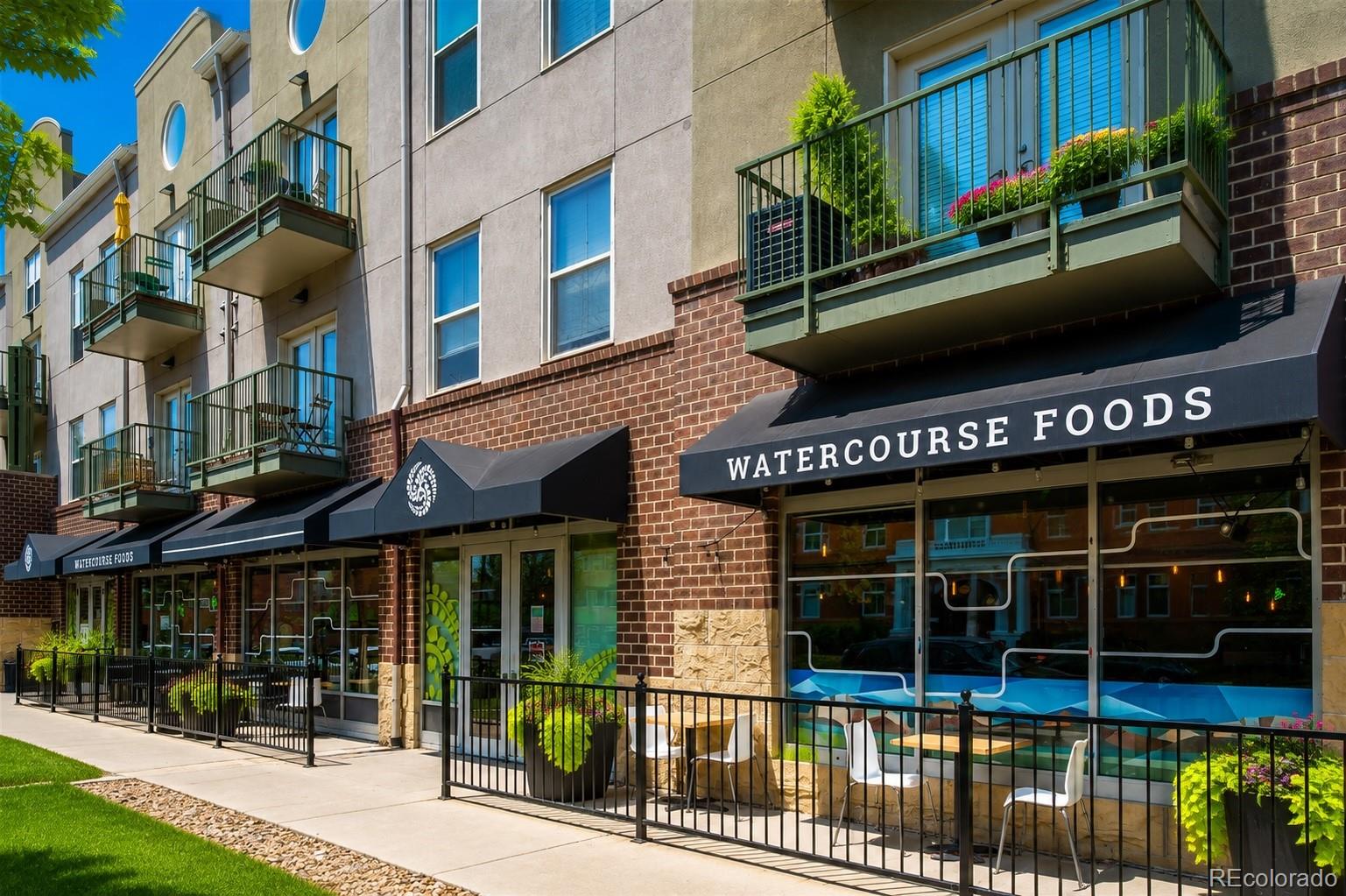 1630 N Clarkson Street Unit: 204