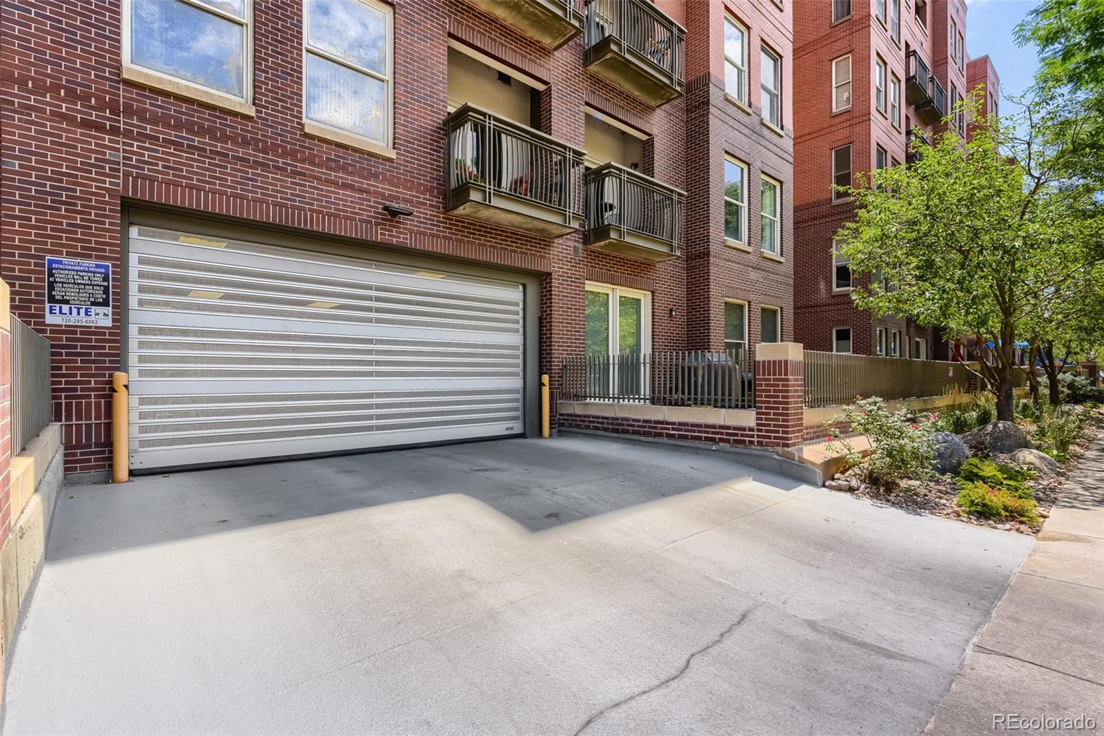 1630 N Clarkson Street Unit: 204