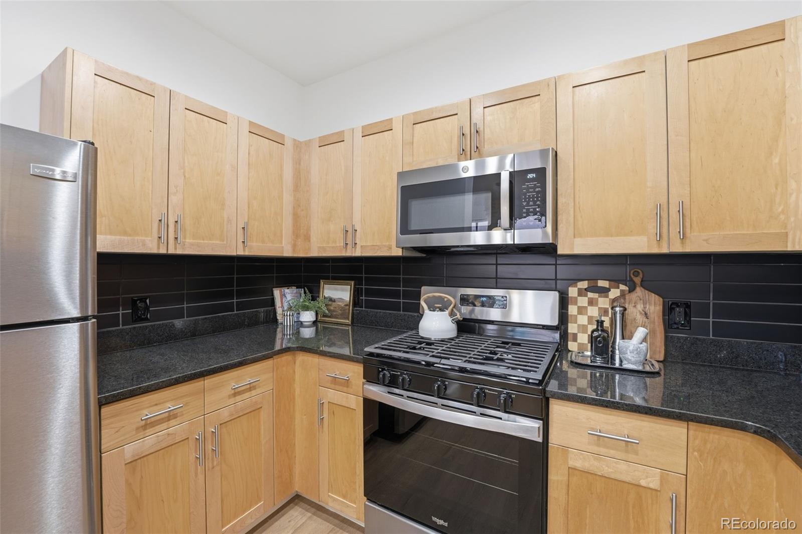 930 Acoma Street Unit: 305