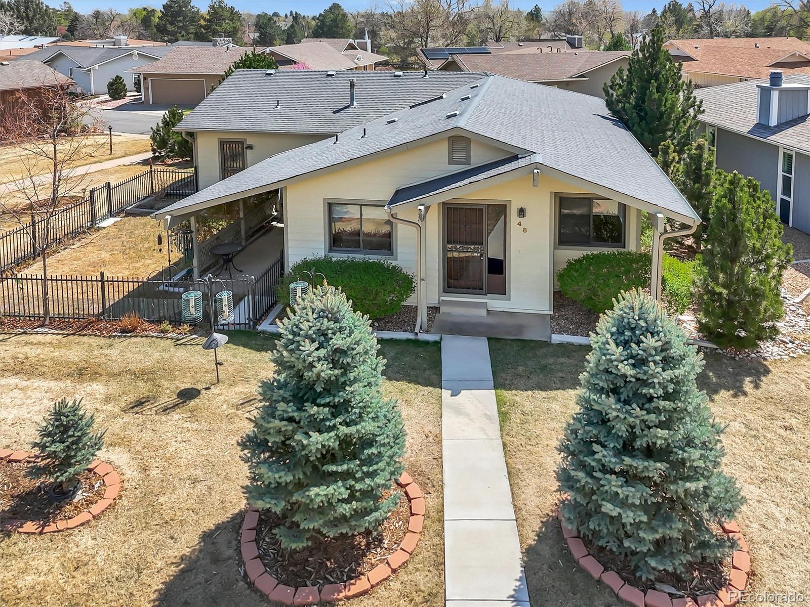 48 Scott Drive S