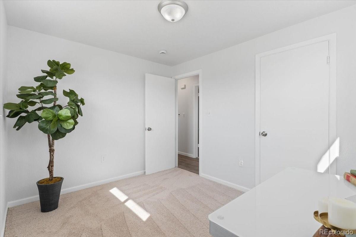 306 N 14th Avenue