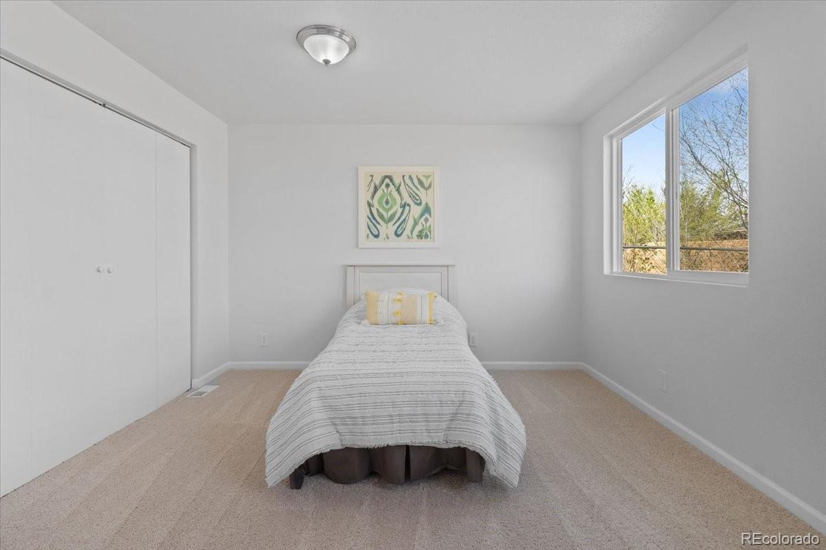 306 N 14th Avenue