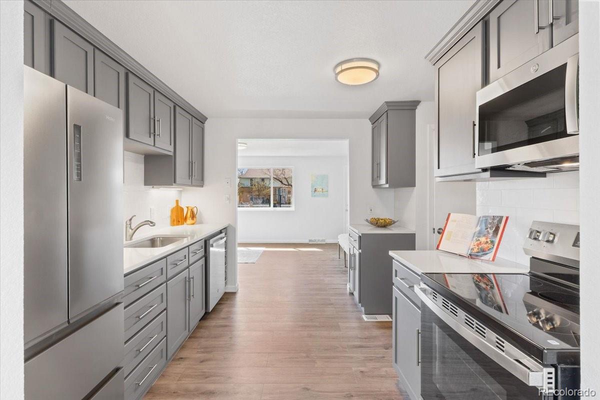 306 N 14th Avenue