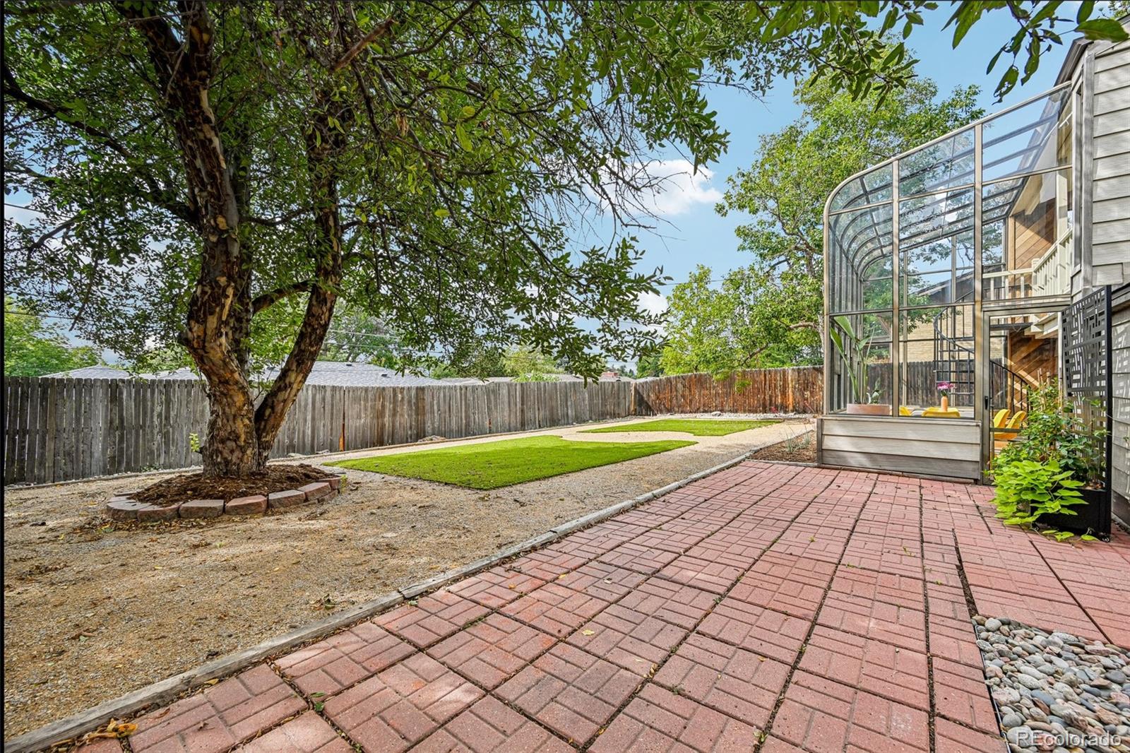 8644 W 66th Circle