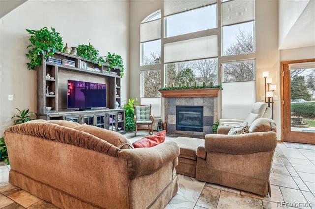 950 Home Farm Circle