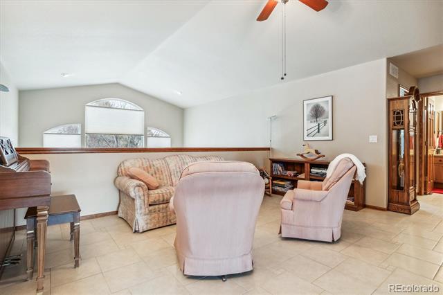 950 Home Farm Circle