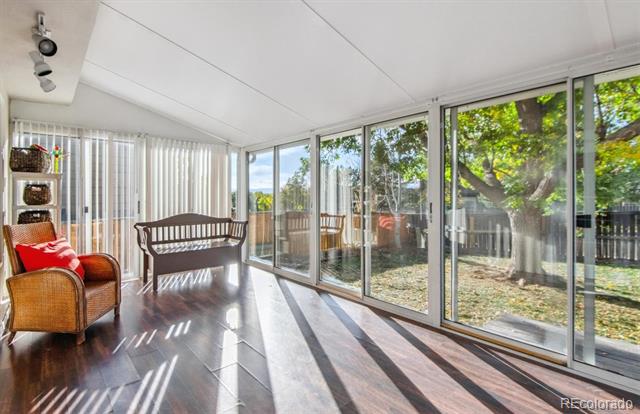 8989 Maribou Court