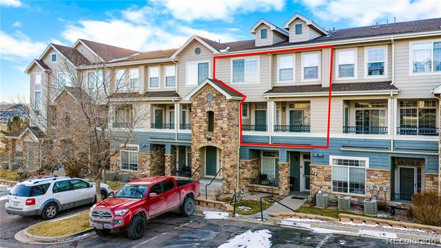 474 Black Feather Loop Unit: 411