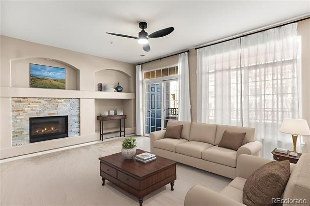 474 Black Feather Loop Unit: 411