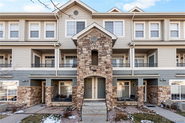 474 Black Feather Loop Unit: 411