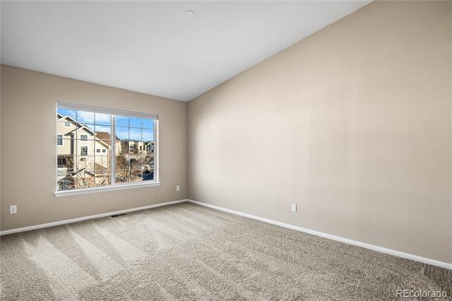 474 Black Feather Loop Unit: 411
