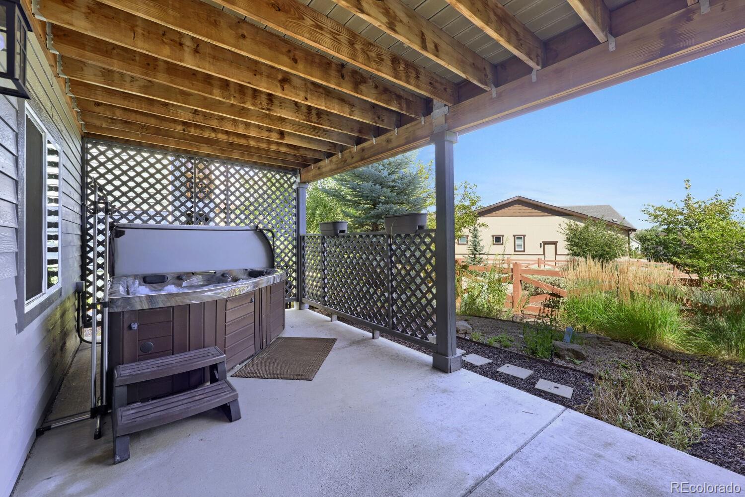 12621 Meadowlark Lane
