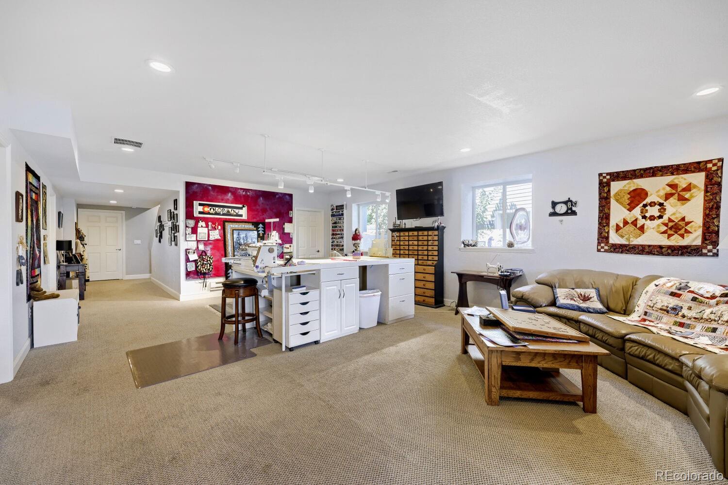 12621 Meadowlark Lane