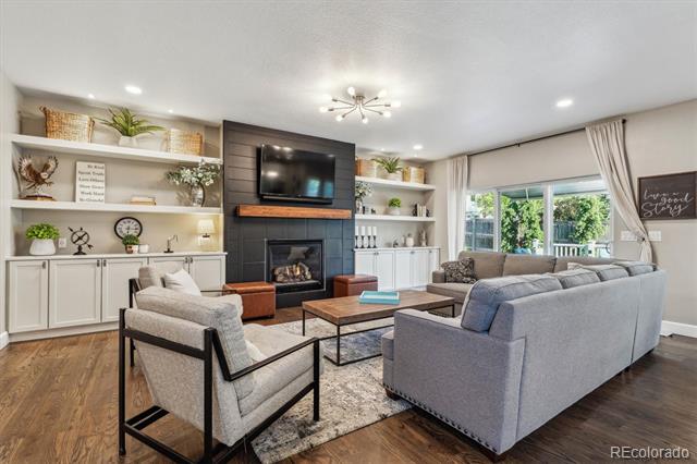 1300 W 13th Avenue