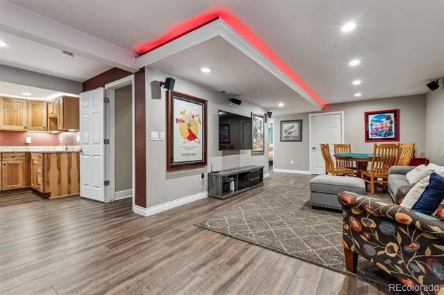 1300 W 13th Avenue