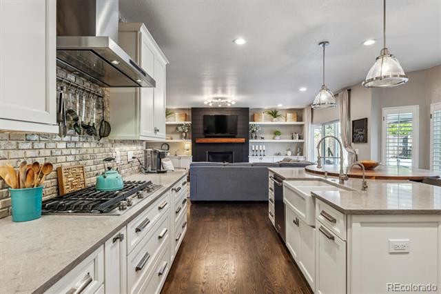 1300 W 13th Avenue