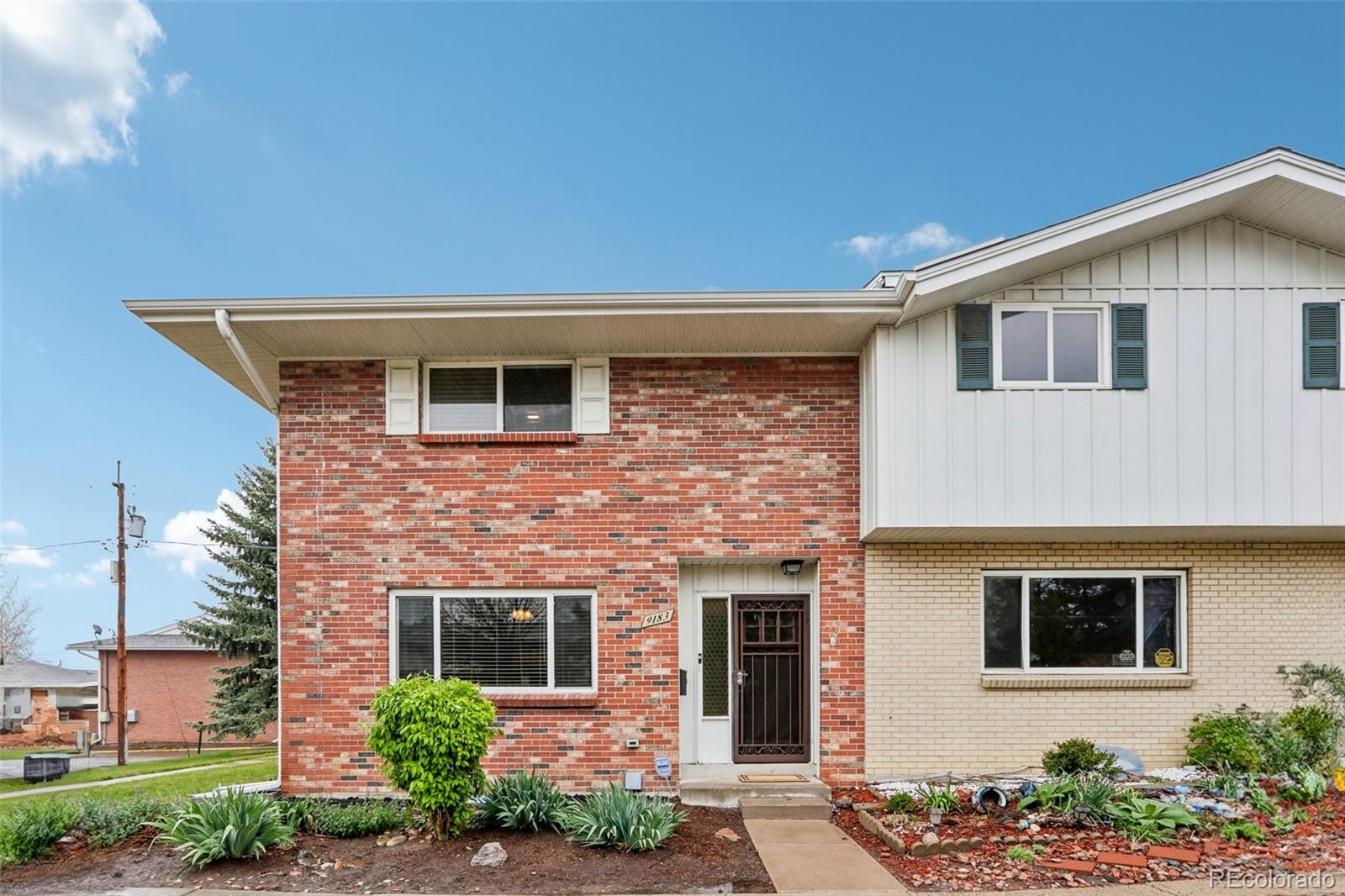 9183 E Oxford Drive