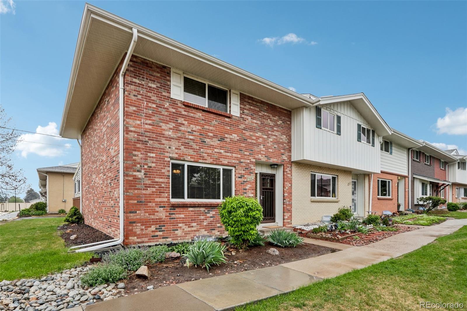 9183 E Oxford Drive