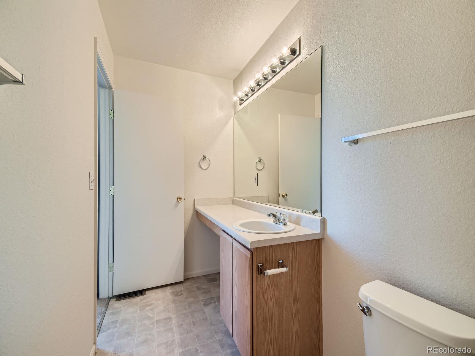 5575 Jebel Court
