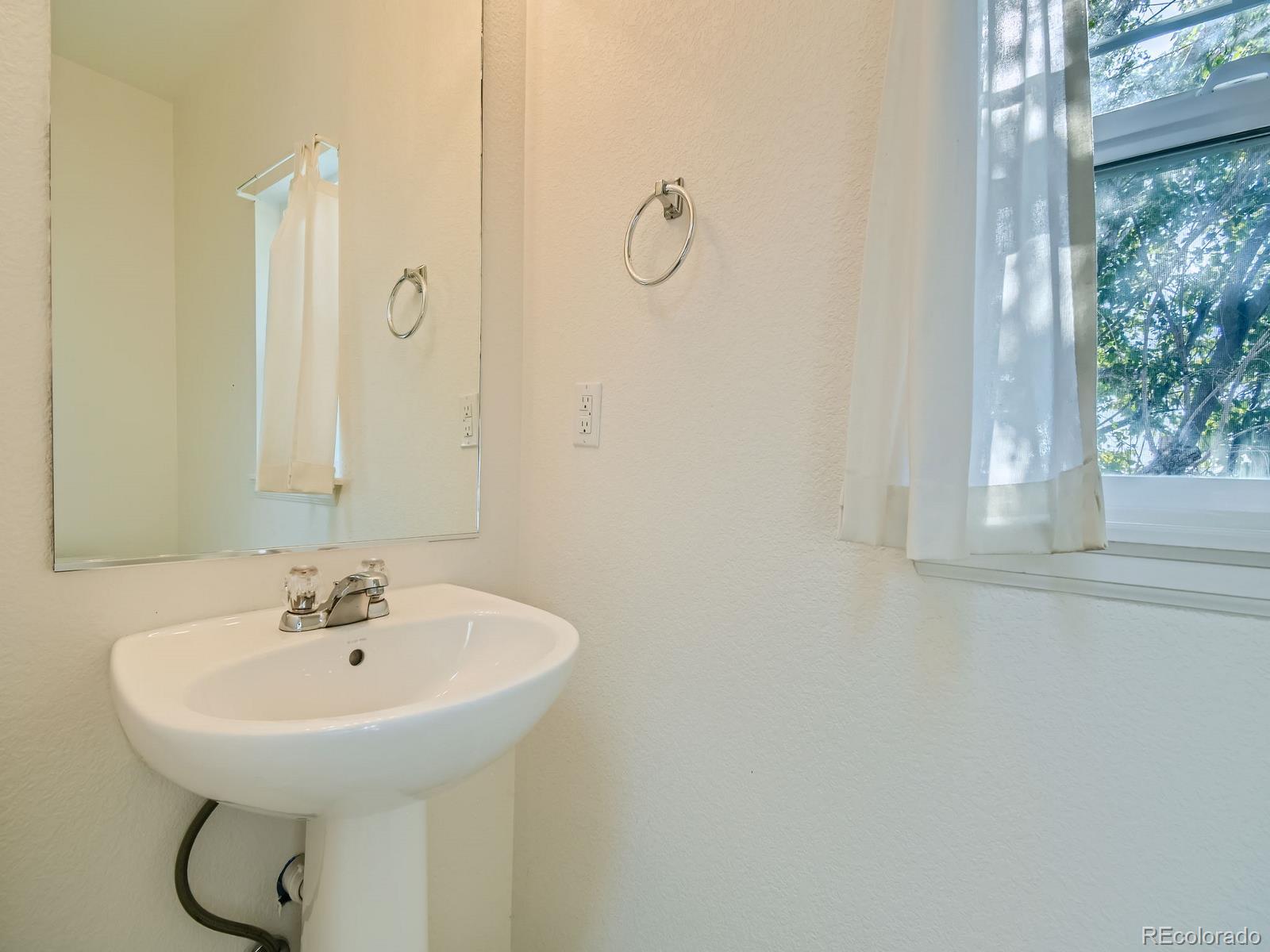 5575 Jebel Court