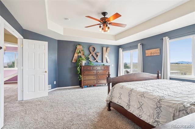 5202 Fairfield Circle