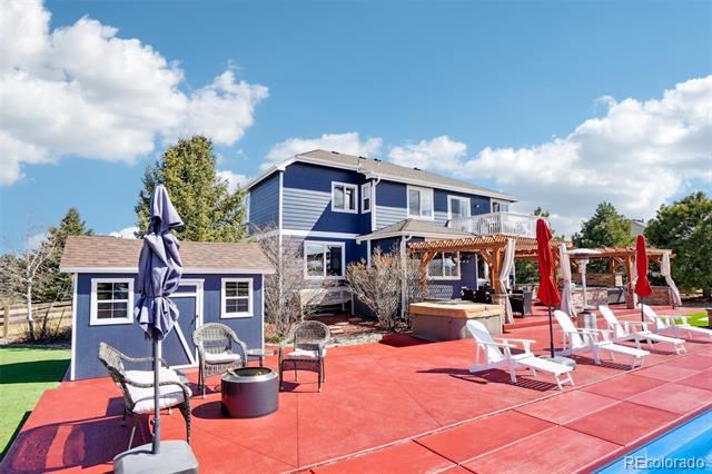 5202 Fairfield Circle