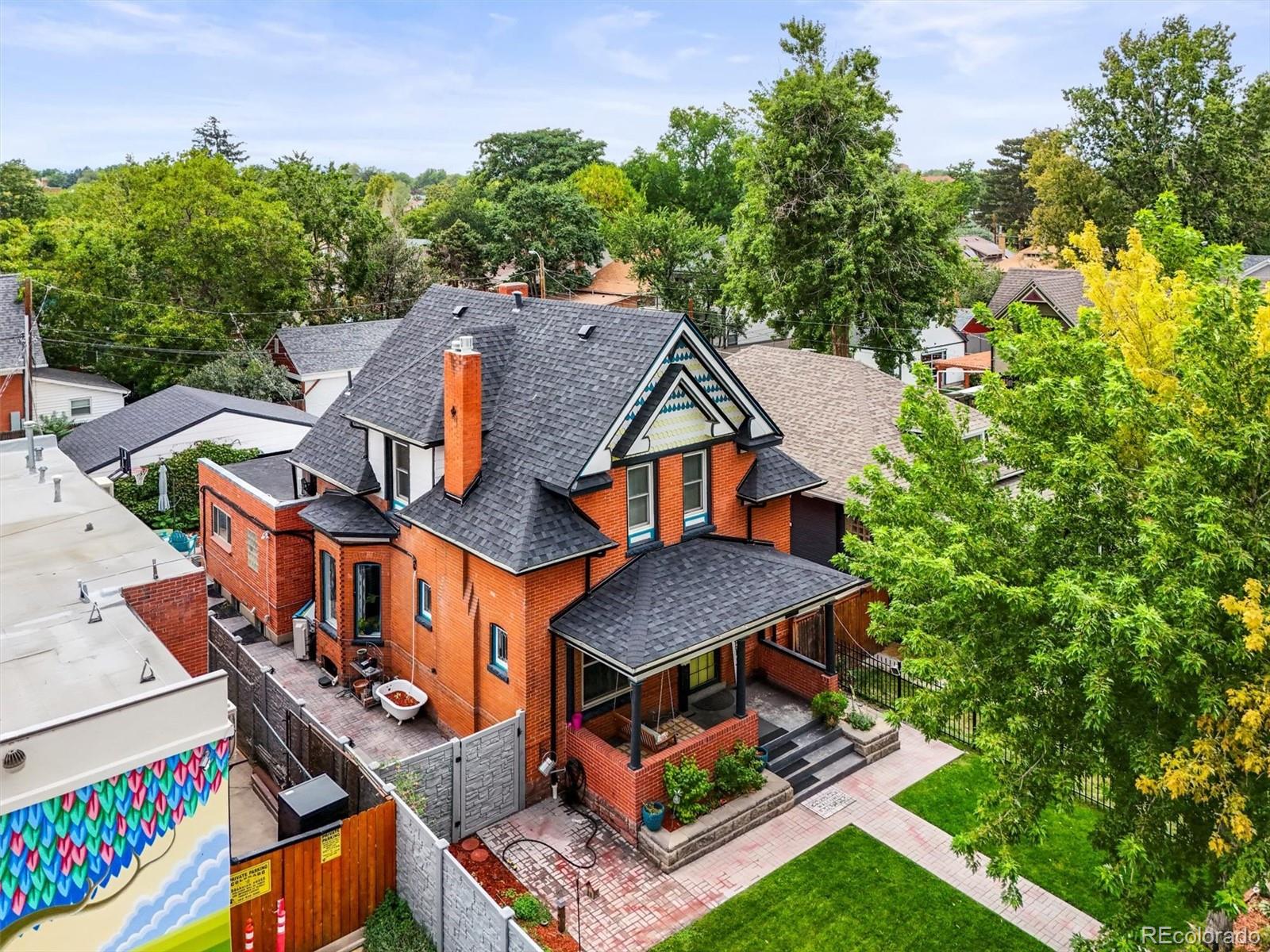 3811 N Clay Street