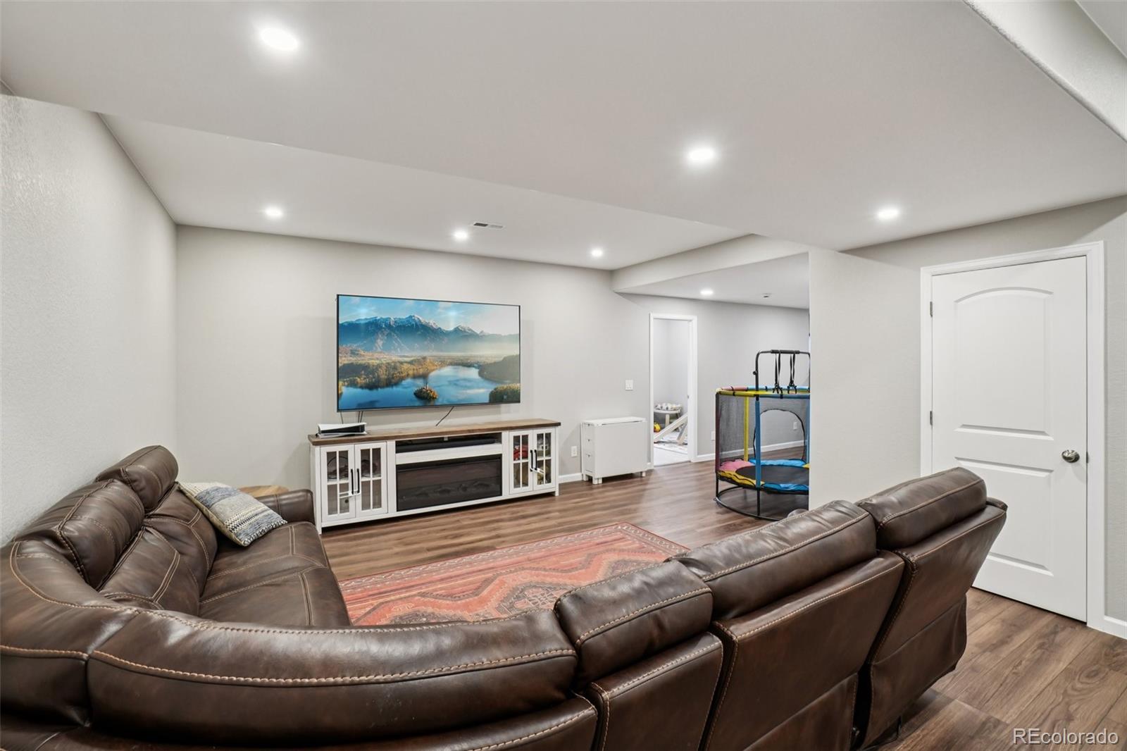 2342 E 161st Court