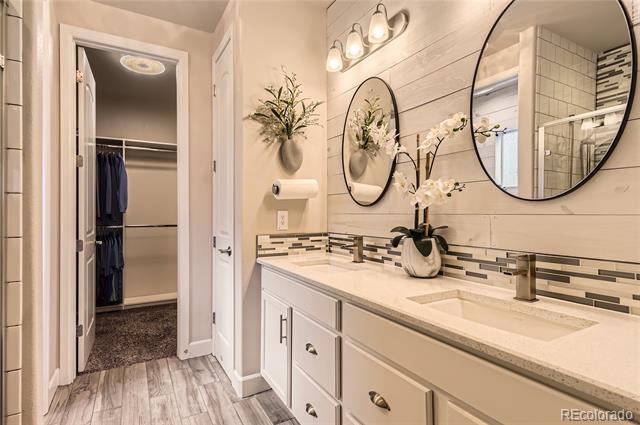 11798 Barrentine Loop